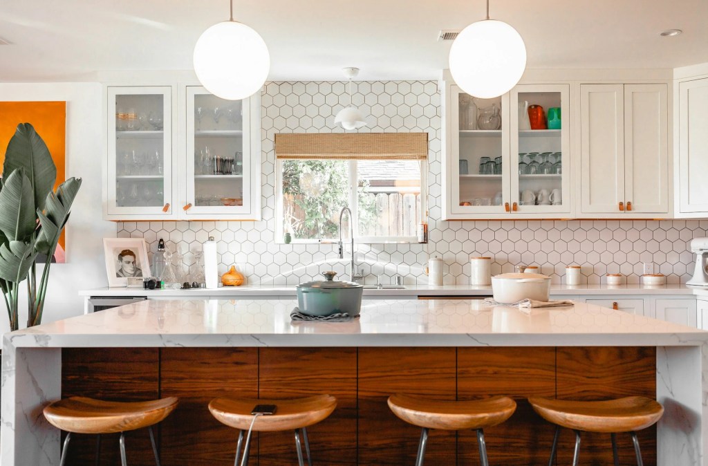 How to Choose a Handyman in Tampa Bay: Licensing, Insurance and Red&nbsp;Flags